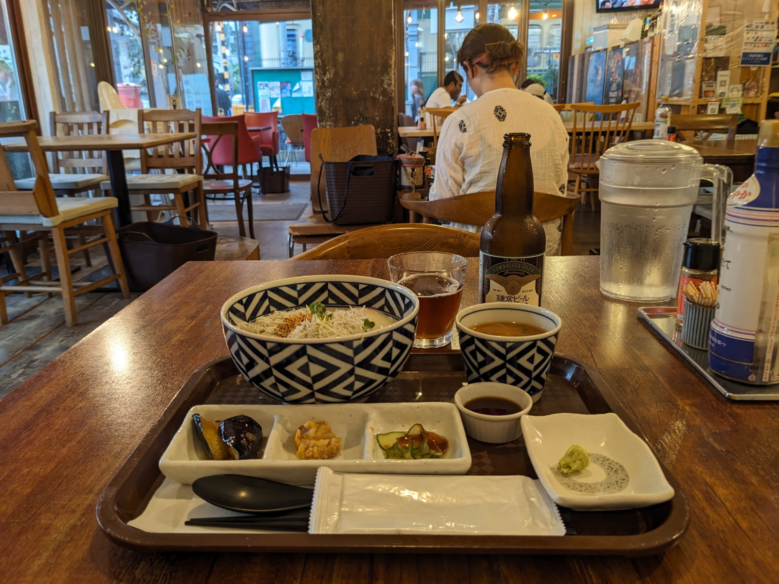 Chargement de la photo suivante en arrière plan