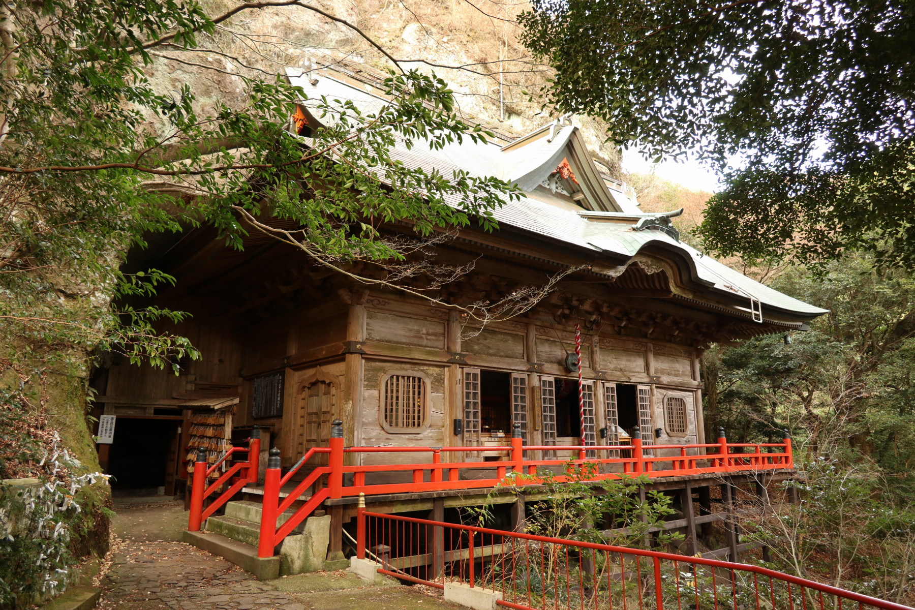 Chargement de la photo suivante en arrière plan